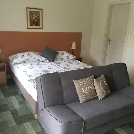 Luca Apartment